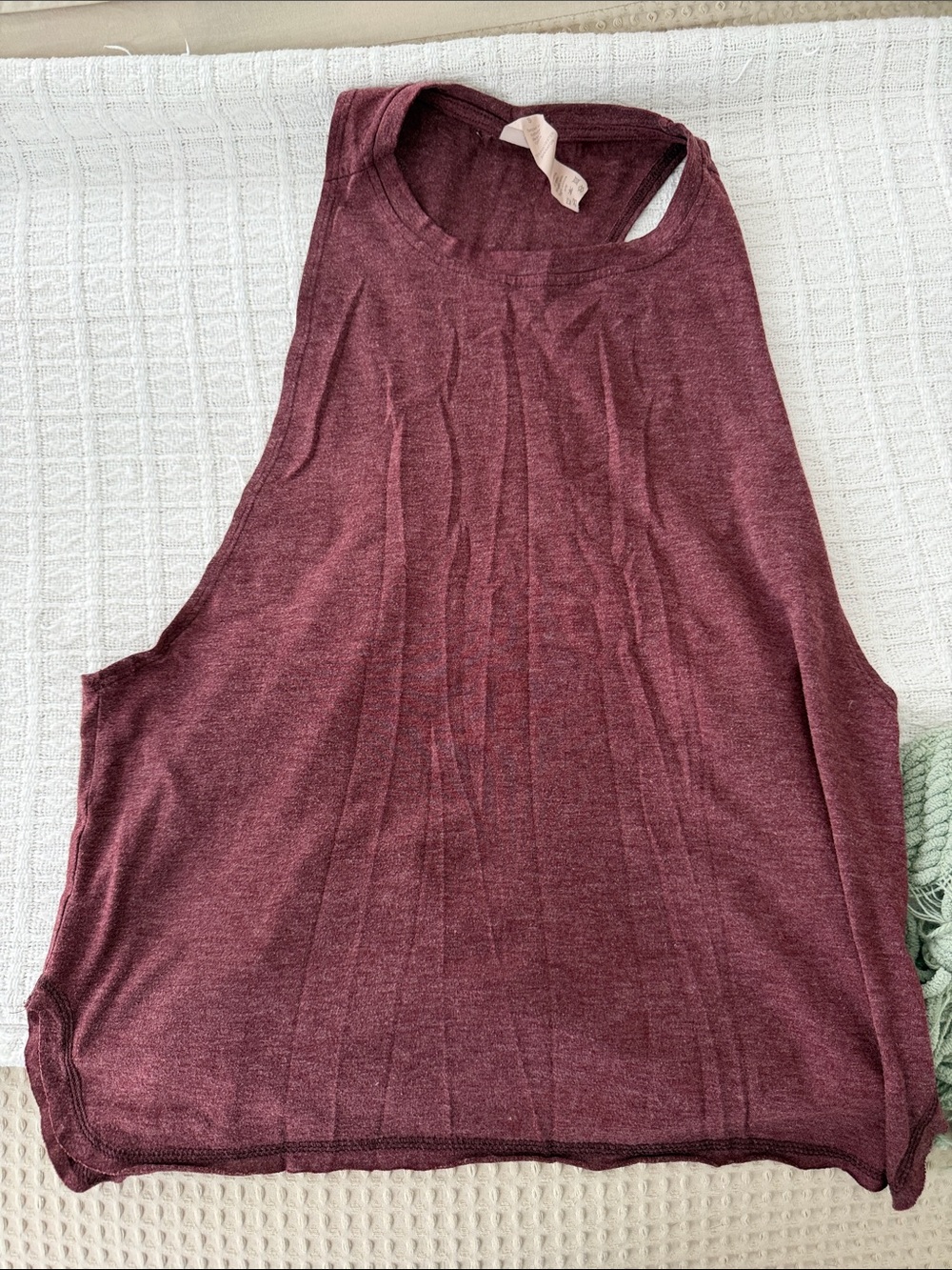 Ladies Sleeveless Relaxed Tank Top in Wine